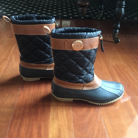 tommy hilfiger winter shoes womens